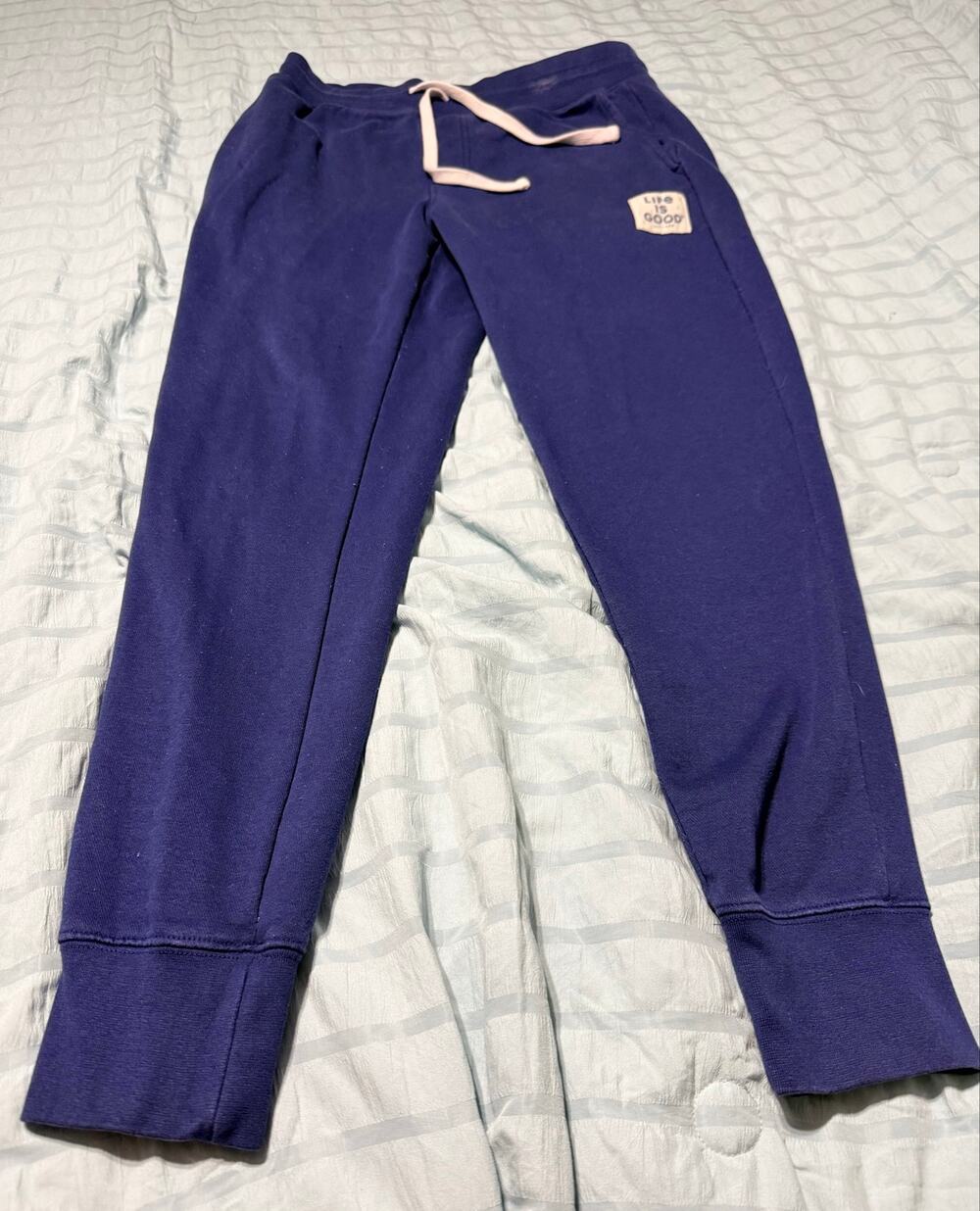 Unisex Life Is Good Blue Fleece Jogger Sweatpants Sz M with white drawstring.